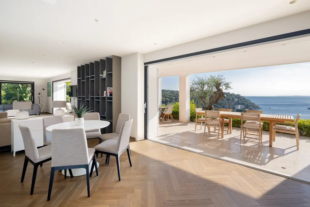 rent luxury villa cap ferrat